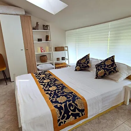 Elit1 Forrent Apartment