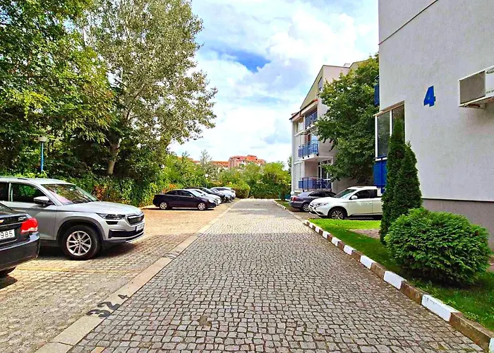 Апартаменты Elit1 Forrent Солнечный берег